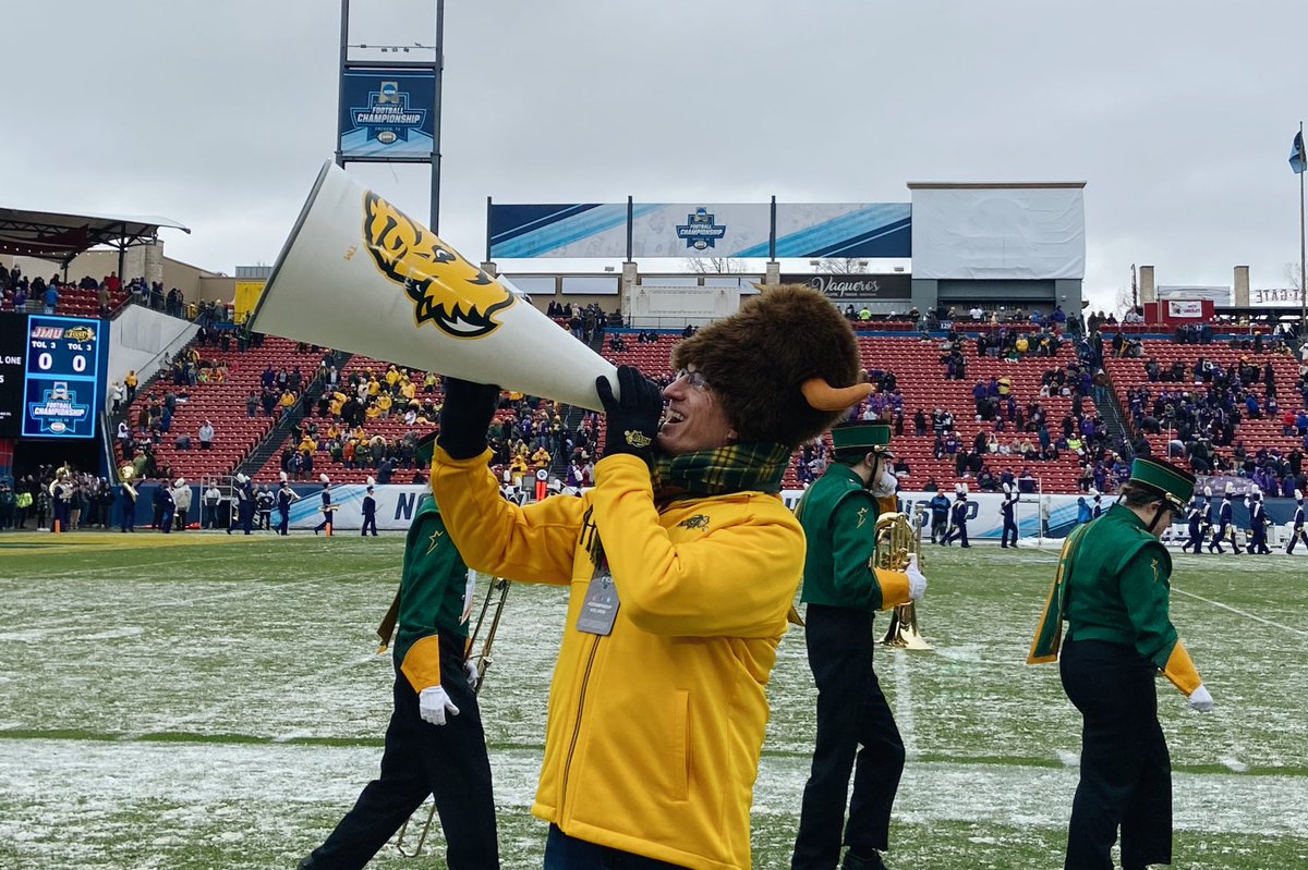 Doug Burgum tweet media