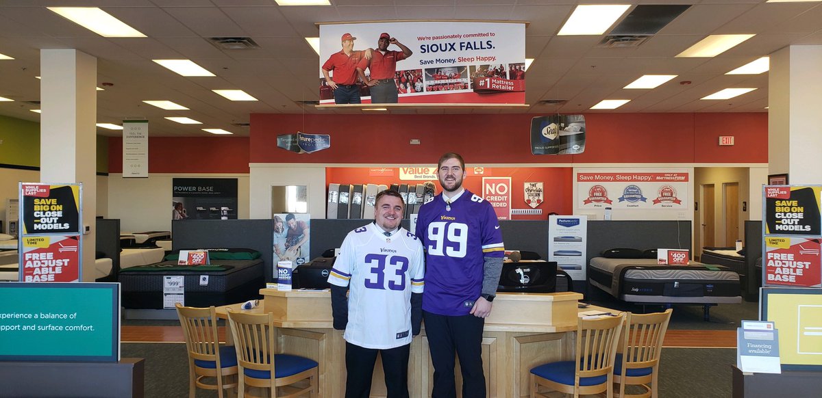 mfirmsd's tweet photo. Mattress Firm South Dakota is ready for this weekend’s big NFL Playoff matchups! We know who these two team members are pulling for! Who do you have winning this weekend? https://t.co/THUOQ6khLs