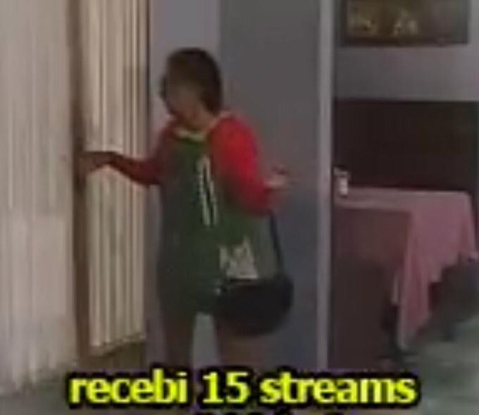 gabi tweet media