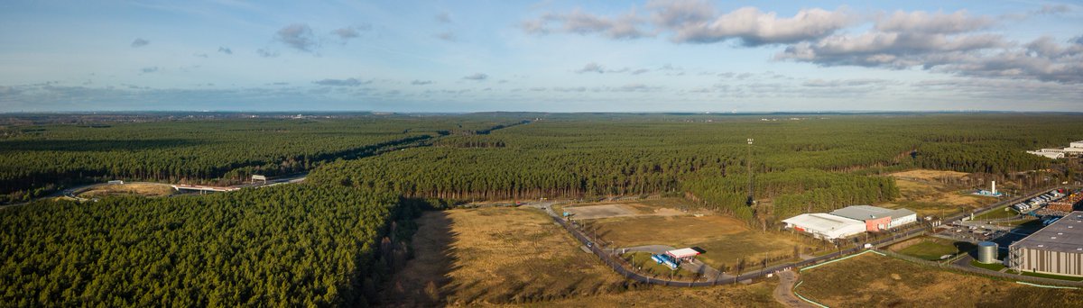 We had a little timeframe for wonderful droneflight today at #Gigafactory4, #Gruenheide. We are still in testmode and are waiting for the first visible changes. All drone regulations are followed.