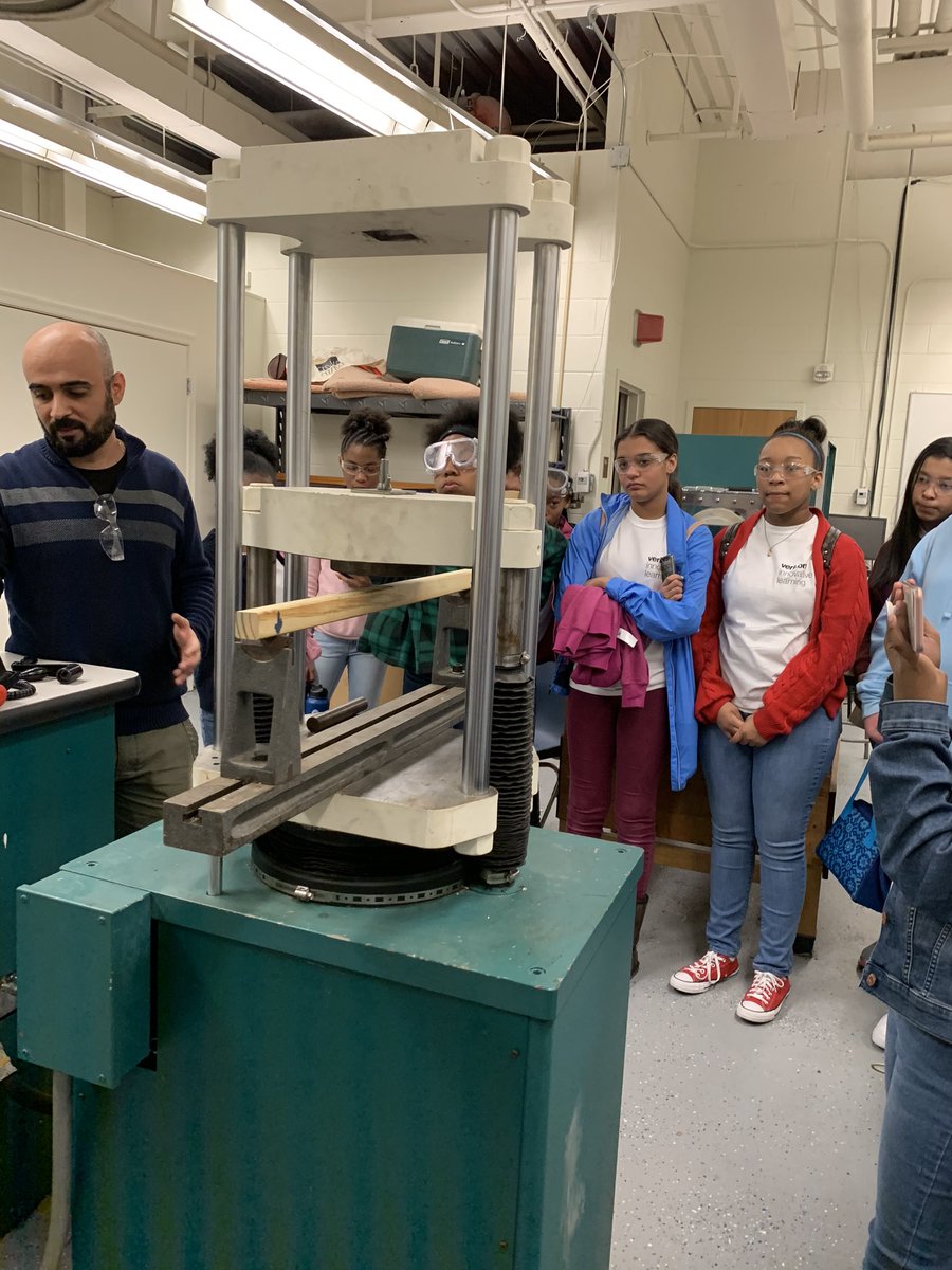 STEMCampPDCCC's tweet photo. Any demo that needs safety glasses is a good one! @LearningVerizon #STEMstories #girlsinstem @irvin45038313 @siencmatters @kimberlyeure08 @jilmizelle @odu_engineering @RebeccaCorbin7 #SeeOneToBeOne https://t.co/D8ybZSDIMQ