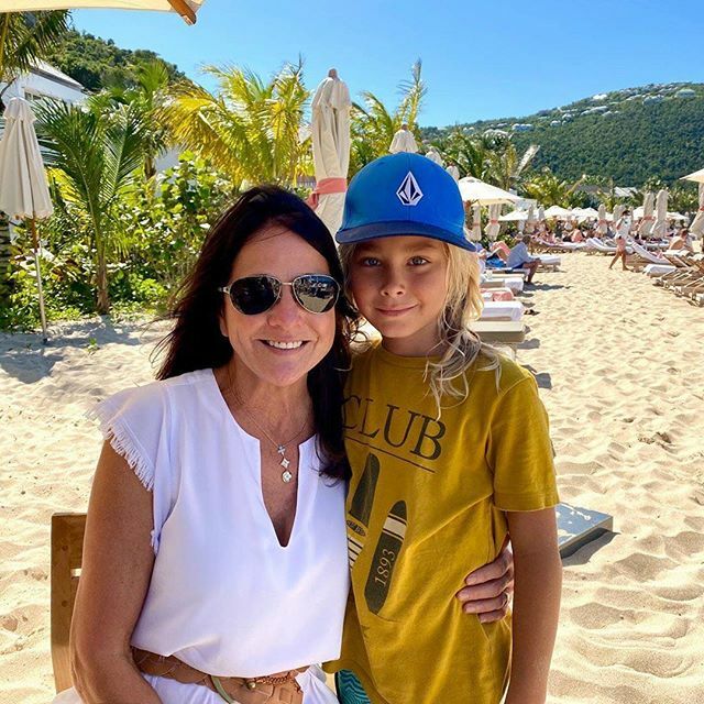 Happy New Year!! May it be filled with beautiful messages 🦋Repost from @juliannehaycox - Oskar
“I’m Oskar, Oskar with a K”, he said introducing himself! “I’m from Switzerland!” And then he began telling me the name of his town and what his home looke… ift.tt/380U1ma