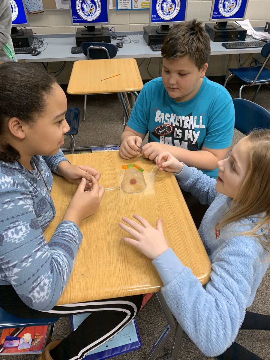STMASUPT's tweet photo. It was a great day visiting MW! Students were engaged in their learning in a respectful &amp; caring environment. Thanks to staff for creating a safe place where students not only learn academics but also responsibility, resiliency, problem solving, &amp; perseverance. #knightspride https://t.co/CQVW6wo9bT