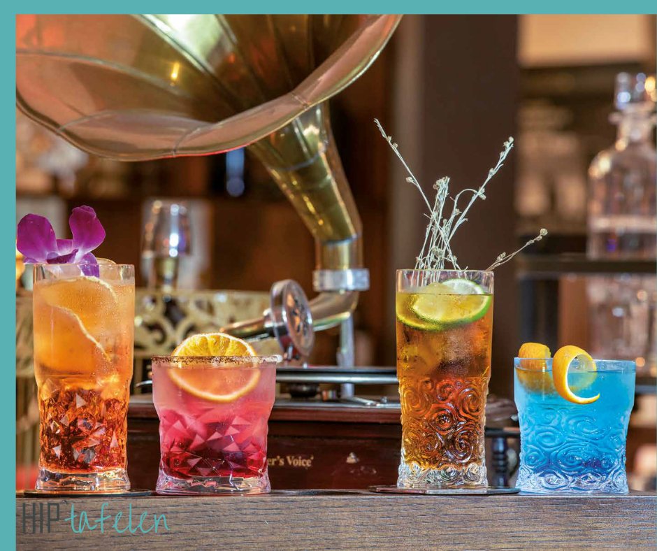 Januari is dé maand om ❌geen #alcohol te drinken.
Maar er zijn genoeg alternatieven om toch een lekker drankje te doen  ➡️Mocktails are trendy!  Serveer ze dan ook als een cocktail.... en pak dat toffe #glas!  Wat is jouw favo #Mocktail? 🍹 
➡️hiptafelen.nl/product-catego…