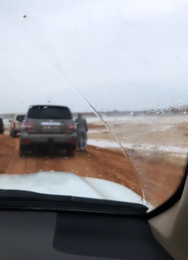 Maiitha_SM's tweet photo. يوم جميل 🌧 . . https://t.co/fBgcXBCd1e
