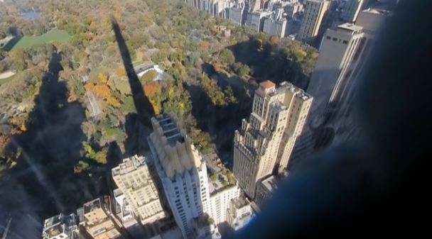 Bestlife_4vr's tweet photo. @SaveCentralPkNY @LandmarkWest @MASNYC @friendsoftheues @erfa @TribecaTrust @GVSHP @SeaportPreserve @stoprebny https://t.co/WXnVhuiRpn via @YouTube
Developers are literally throwing shade on #NYC and saying #$@&%*! to #NY! #NoDarkPark #IsItSave #ClosetheLoopholes @BrianKavanaghNY @SteveCym https://t.co/IbNVMacMU9