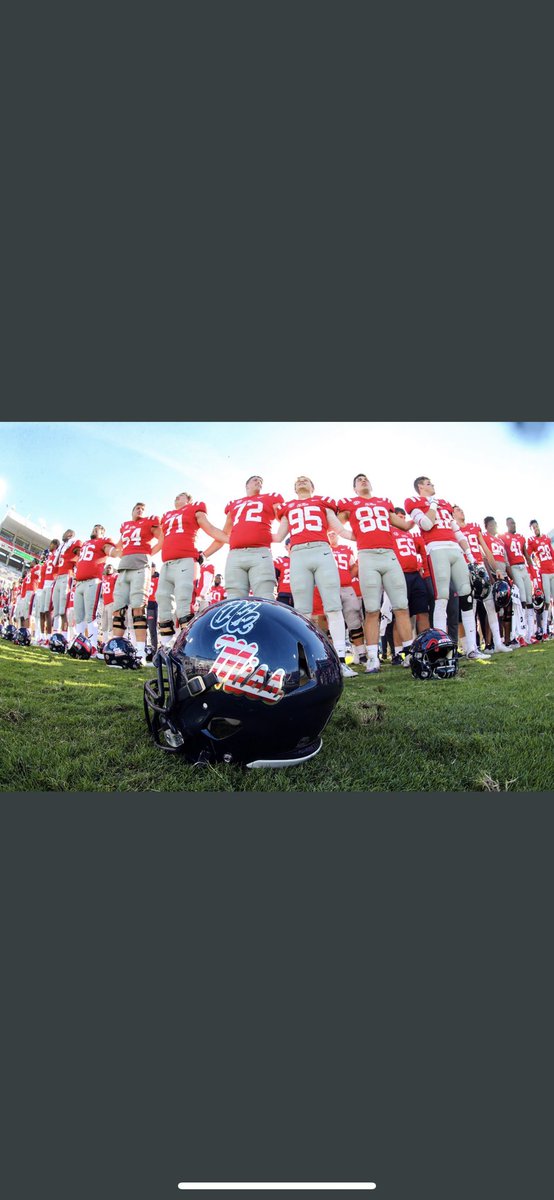 goatmccray5's tweet photo. Blessed to receive my 4th offer from the University of Ole miss🔴🔵⚪️ @ChadSimmons_ @Mansell247 @bartonsimmons @AL7AFootball @RivalsJohnson @JohnGarcia_Jr @GasCrew7v7 @EHScoachJones https://t.co/x5i2lT5x0E