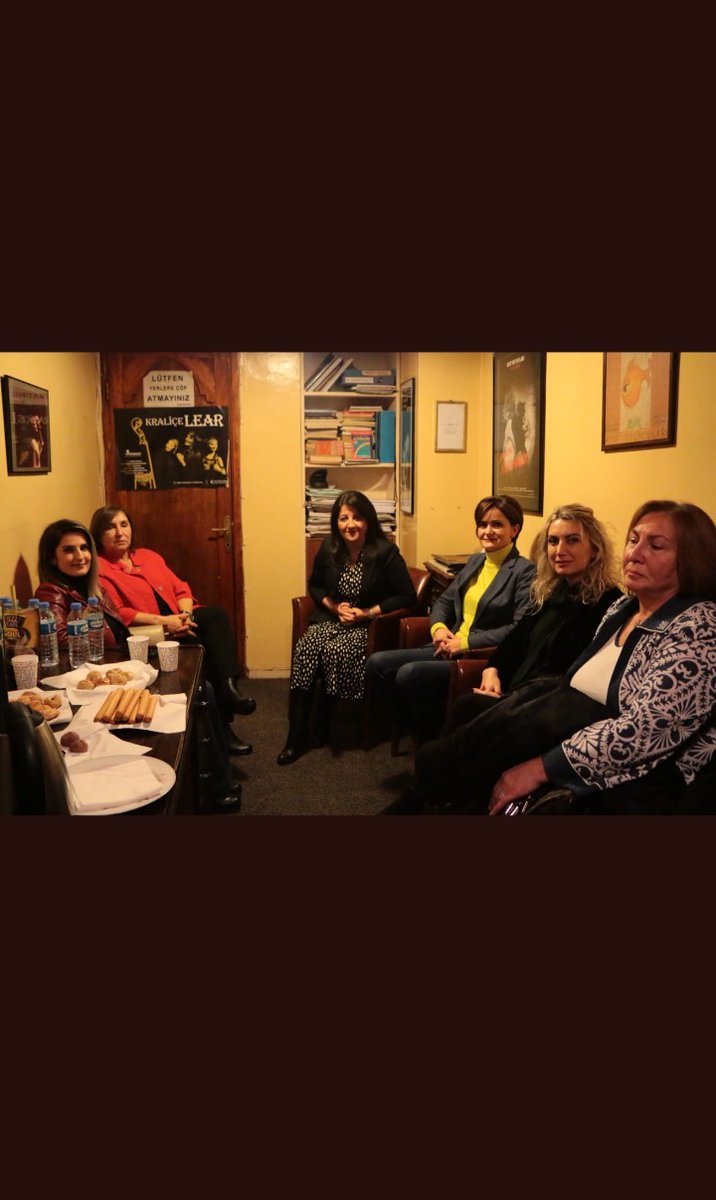 bsr_571_632's tweet photo. Dilek İmamoğlu
@canankaf 
@HDPgenelmerkezi 
Tüm vatan hainleri toplanmış. https://t.co/uySiv7gcEj