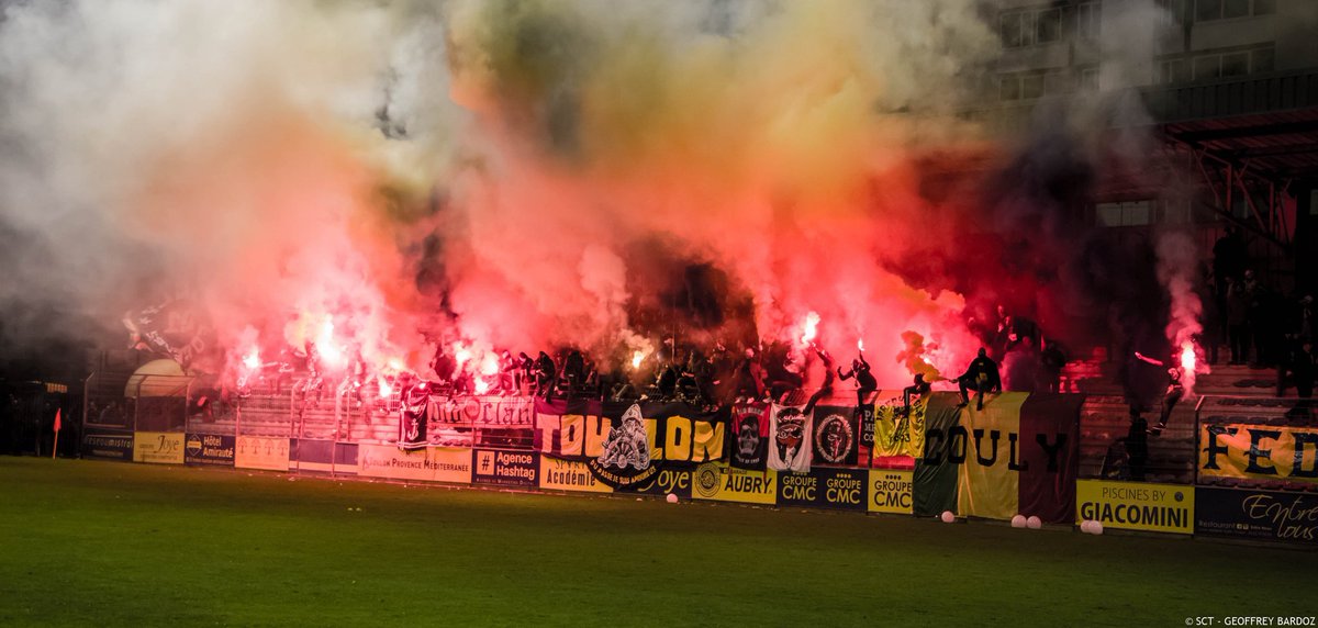 101ULTRAS's tweet photo. 🇨🇵 Toulon vs Red Star 10/01/2020 https://t.co/S1eViIcvUO