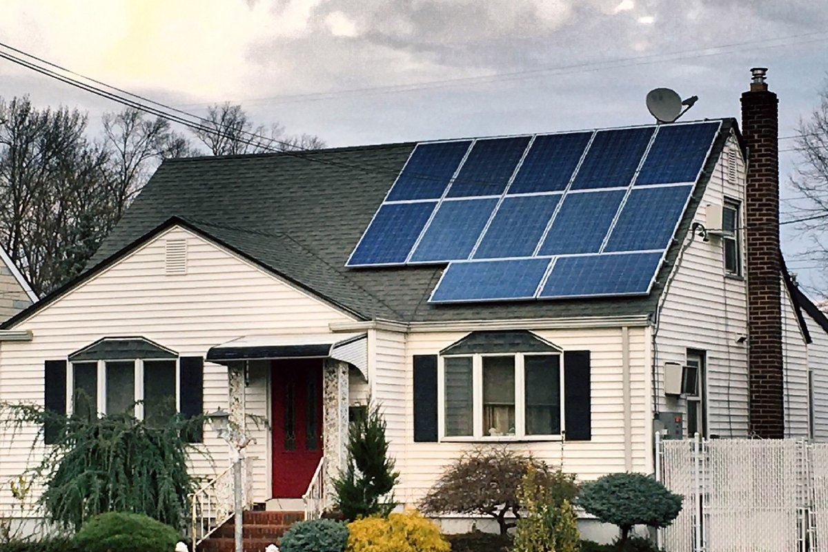 We just had our #solarpanel installed by 
<a href="/evergreenhome/">Evergreen Community Homes</a> evergreen-construction.com/solar-panels.h…

#EnergyEfficiency #energy #contractor #WallsIsComing #business #goals #life #family #comfort #savings #money #murrieta #temecula #menifee #wildomar #lakeelsinore #socal