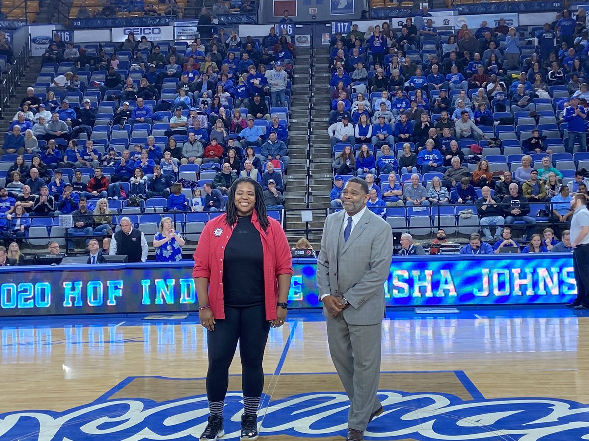 IndStXCTF's tweet photo. Thrilled to welcome back our Olympian and newest Hall of Famer, @Fefe_J247! #StateMade #MarchOn https://t.co/wP4bJq2GVJ