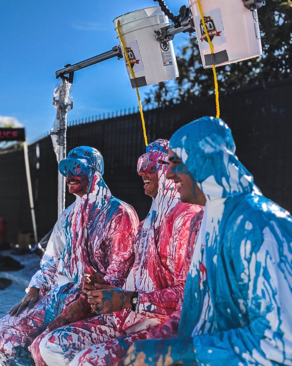 JUCETVNetwork's tweet photo. What do you get when you mix red and blue slim? A MESS! Join us for more Know, Do or Die. 
.
.
.
#jucetv #juce https://t.co/e2IfEgJPhH