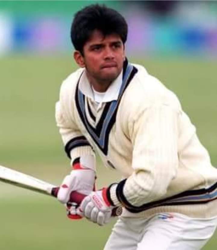 Wish you a very happy bday to The Wall Of Indian Cricket, My favourite  Batsman Mr. Rahul Dravid 