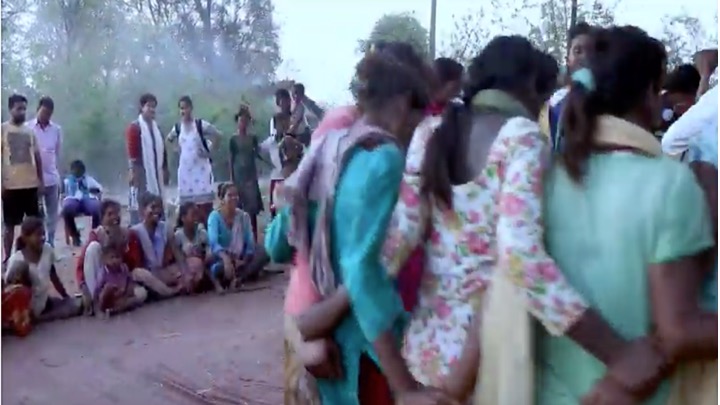 audreyprost2's tweet photo. @EkjutIndia explore effects of #ParticipatoryLearningAndAction with adolescents on mental health, nutrition and school attendance: https://t.co/x57L5OsRME. Warning: this intervention involves fun! Participation is not just about behaviour change, it's a right! Results in 2020. https://t.co/1F24Z4KFLb