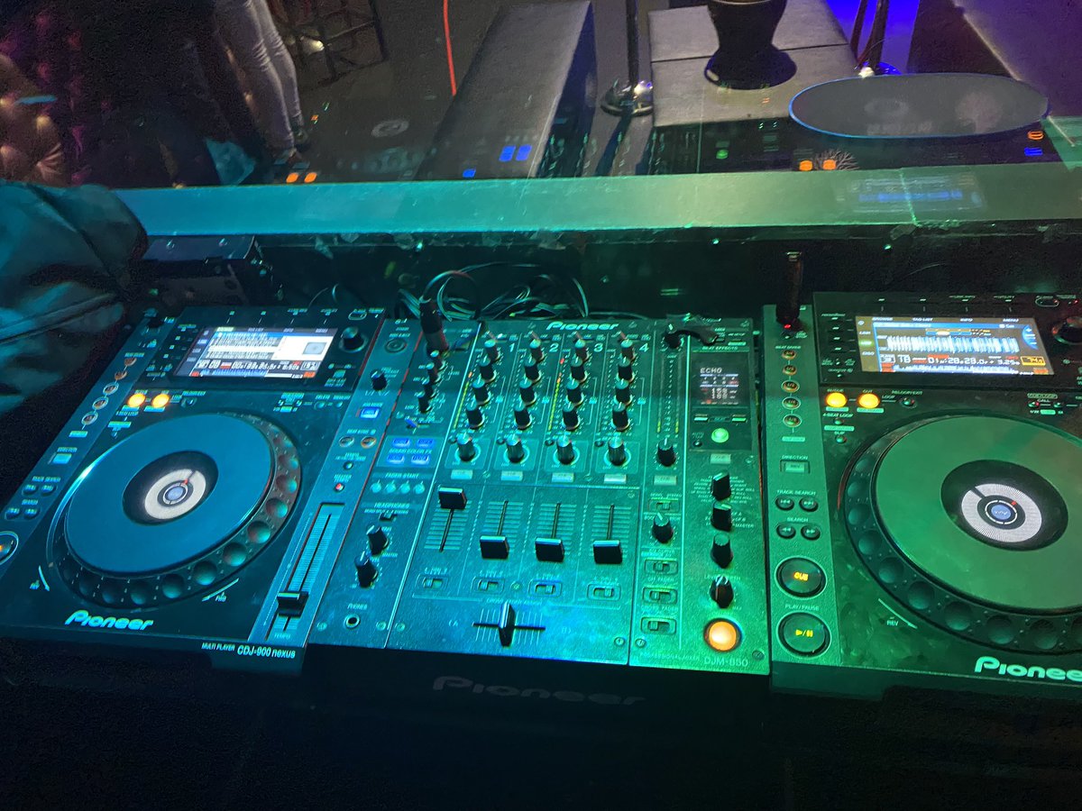Dj_ruzy's tweet photo. Didecation 🎥🎶🎶🎶 https://t.co/GtqNoxodbx