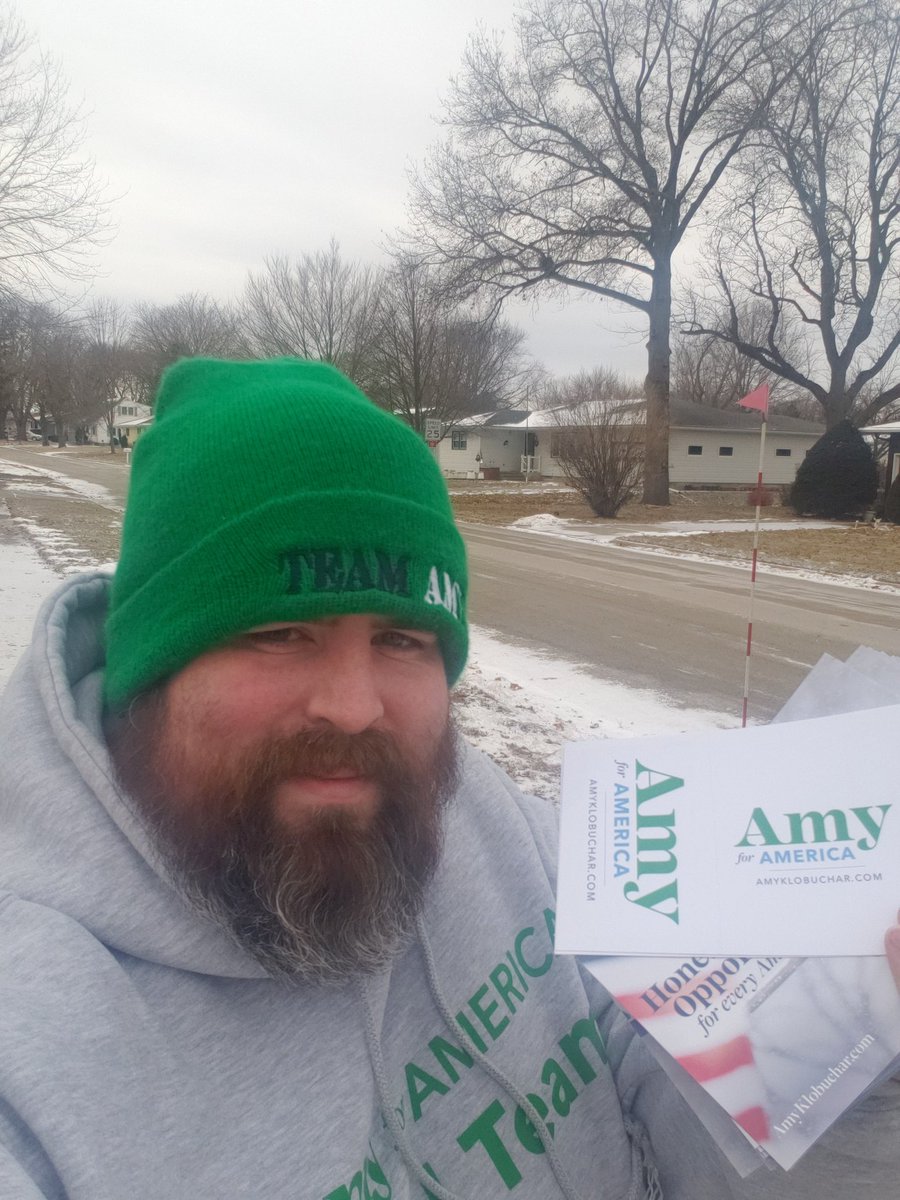 miklaughlin's tweet photo. What do you do when its 15 degrees in Waverly? You #kloforit and hit the doors. Voters here are ready to #winbig https://t.co/t4OERkgAqn