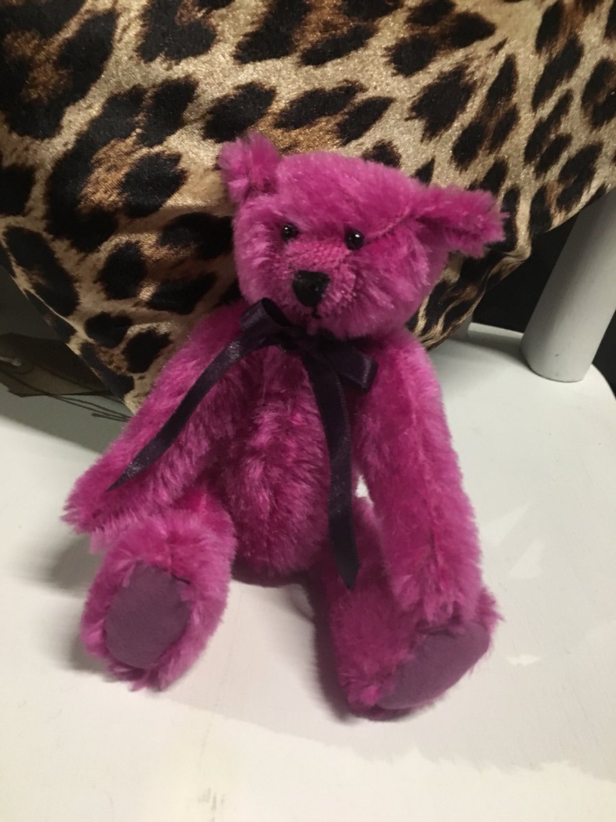 ThePhoenixEmpo1's tweet photo. We had Stonehenge Bears with us today for a bear and bat making workshop and what an enjoyable and rewarding way to spend a Saturday! More courses in March and May, get in touch if you’d like more details 
115 Tollgate Road, Salisbury SP1 2JG
#salisbury #Wiltshire #bearmaking https://t.co/iby9cLTpeI