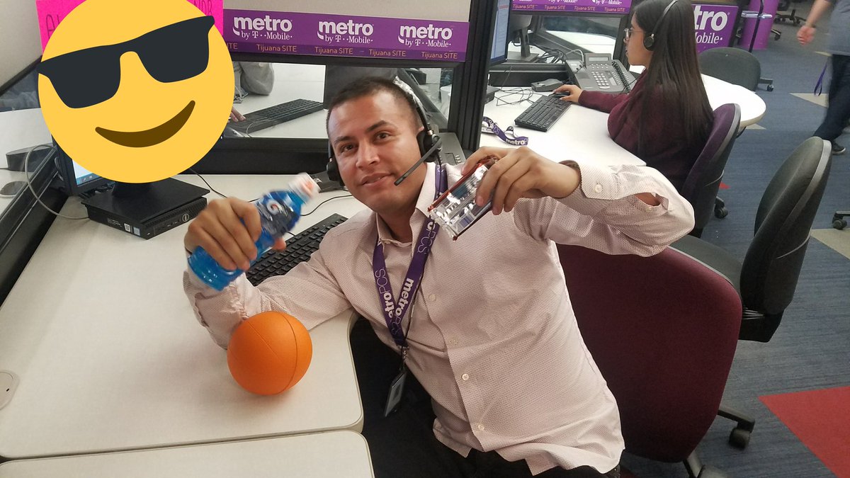 Victor AOY2K17 tweet media