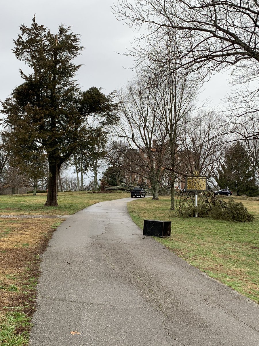 dimerben's tweet image. Damage at Whitehall Estate in Northern Madison County @Kentuckyweather