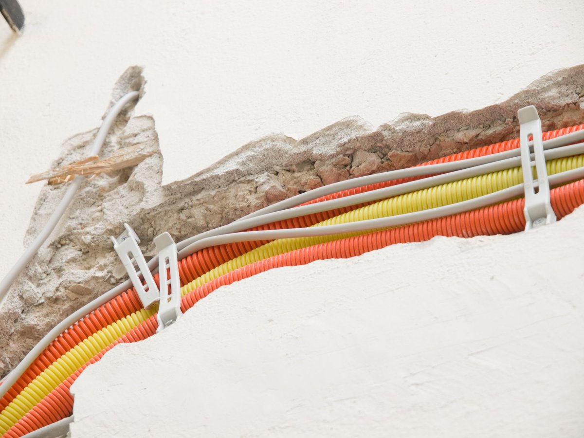 JTNelectric's tweet photo. Knowing about #electrical #conduits, the #basics, #boxes, and #grounding is all part of an #electricians #toolbox. Click below to find out more from @thesprucemakes
https://t.co/J9OOCmKvQF https://t.co/yBOU5c5EnO