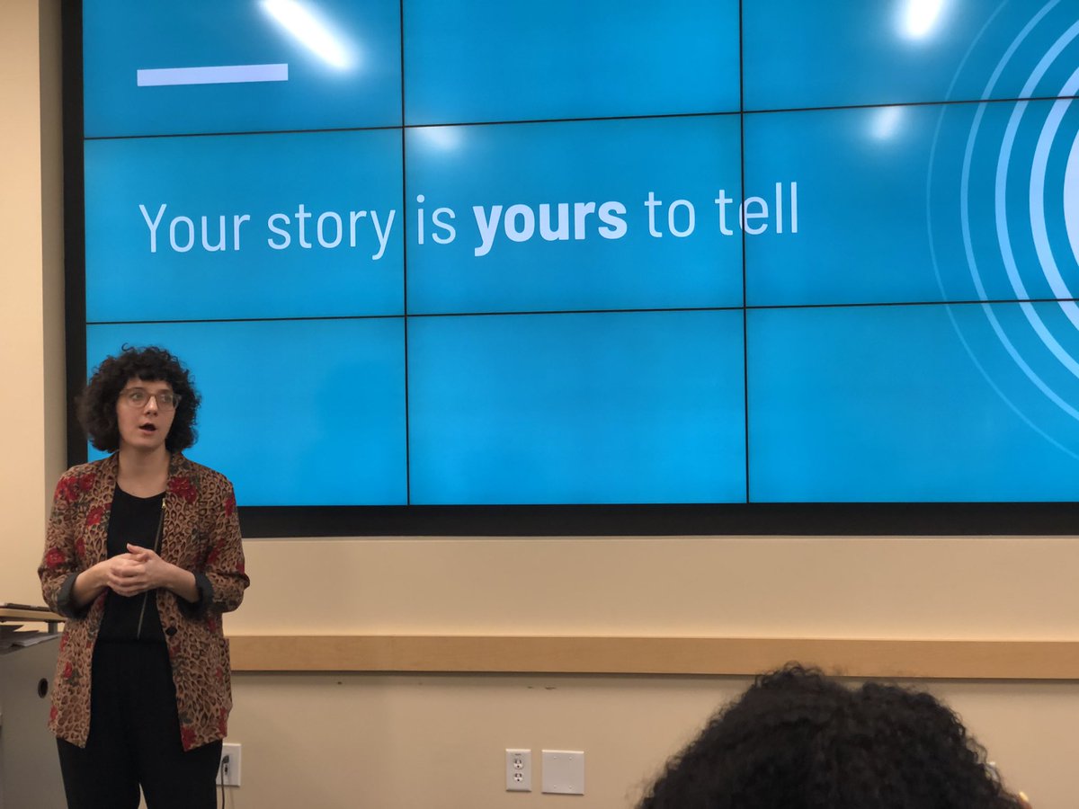 sammyragland's tweet photo. When @JMizgata tells you that you’d really like a session and you should be in the room, then you ABSOLUTELY SHOULD. And so I am in the room, learning about how to “own my story.” #digitalwomenleaders #onalocal #onawla https://t.co/9Zx6yxsfcu