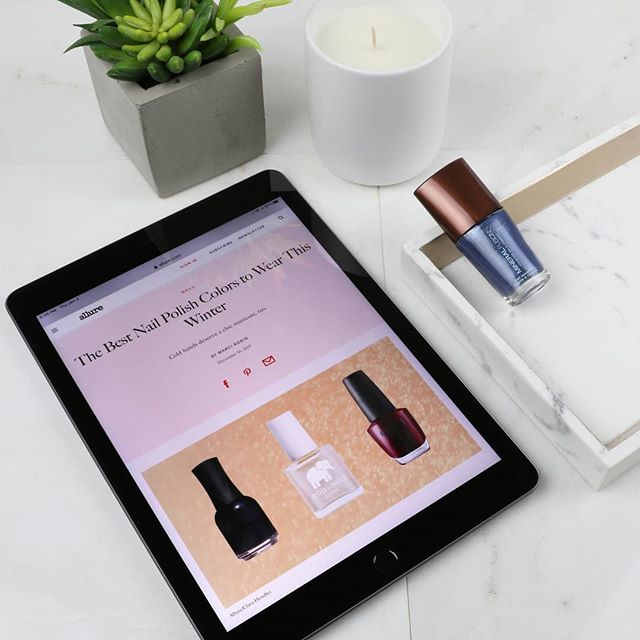 Spoiler alert: Our Azurite Sky Nail Polish made Allure's list for "The Best Nail Polish Colors to Wear This Winter!" — Thank you for including us @allure 💙 Check out the article via the link in our bio!

📸 instagram.com/p/B7MTPjfHTcp/ via tweet.photo