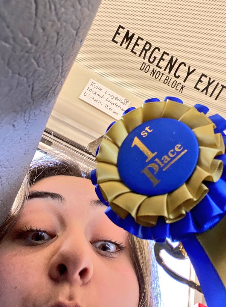 ahverdejo's tweet photo. Cream rises to the top...

Jaelyn won the @GHATSdotORG taping competition &amp; Cy-Fair finished 2nd in the quiz bowl.

Been a joy watching Jaelyn grow as a trainer. Thank you to @stratford_ATS for taking her in as a freshman &amp; @BFND_AT for opening even more doors these last 2 years. https://t.co/ppqDIEGkGW