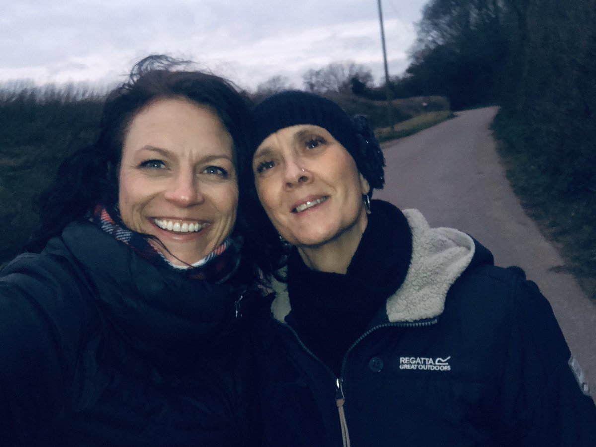 lindschurchill's tweet photo. 10 miles talking all things ‘life’, ‘ideas’ and what will be will be :) with @ete1 
.
.
#walk1000miles #walking #healthylifestyle #life #beyourself #direction #happy #chatter #fitness #fit #nature #thinkpositive https://t.co/vUviGVTSIx
