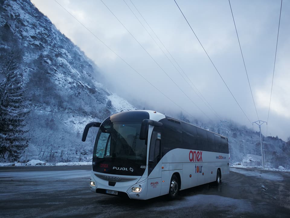 autobuses_cat's tweet photo. #AutocarsPujol @moventisbus @MoventisInfo @GrupMoventia @IVECO #Magelys https://t.co/mK2IPeTFEl