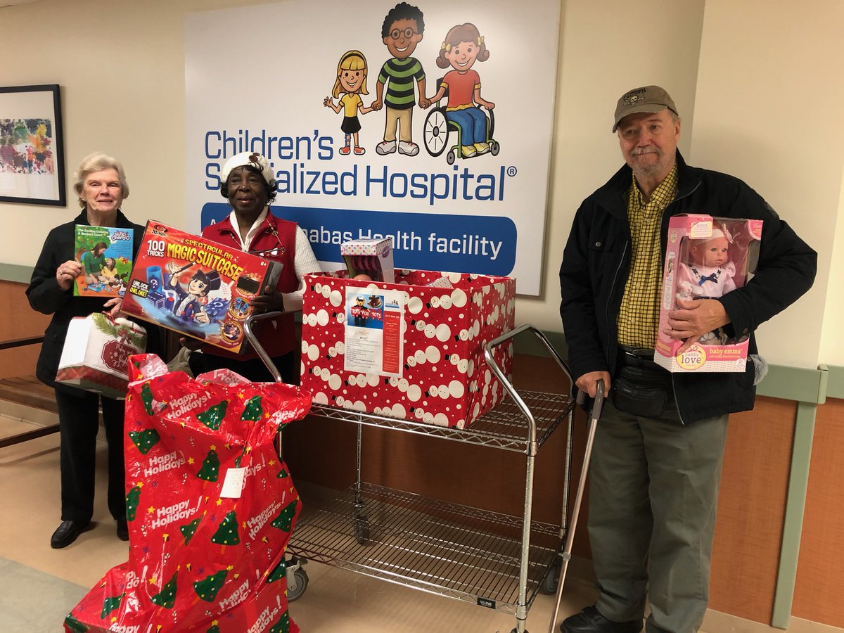 SunriseSrLiving's tweet photo. Brighton Gardens of Mountainside, NJ, partnered up with Children’s Specialized Hospital and participated in "Toys for Tots." Way to #LiveWithGenerosity! https://t.co/tX0yodXRPp https://t.co/kmWwDirubI