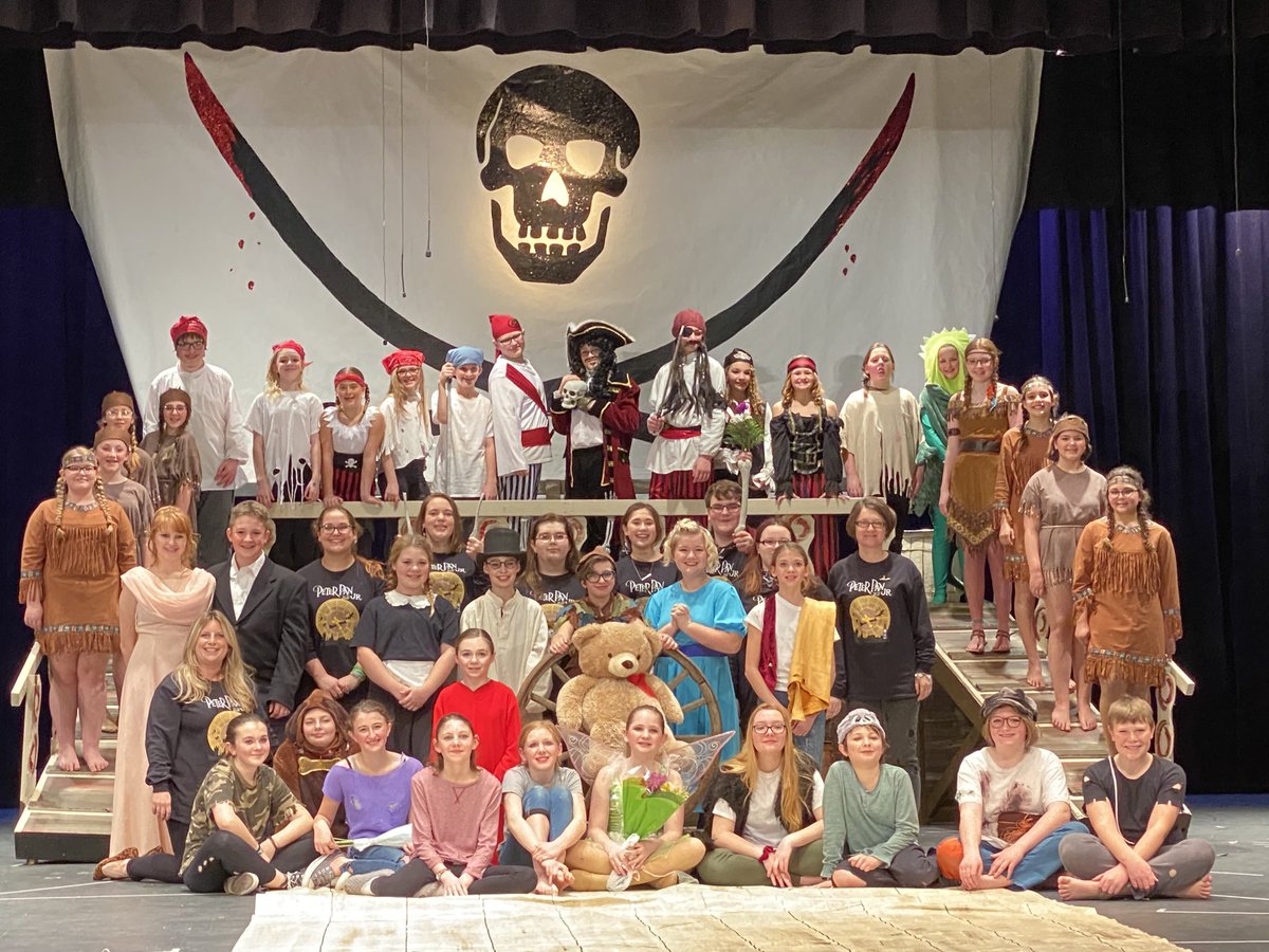 EricSchnabl's tweet photo. S-E Middle School production of Peter Pa Jr. was awesome!! Such talent and a great job by all!  Congratulations cast and crew! https://t.co/kE0VFudoZm