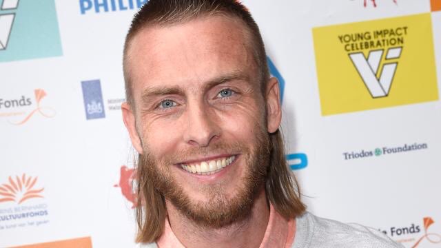 StefanPlagge's tweet photo. Stop maar.. De mol 2020 is ontmaskerd. De aanwijzing zit in het uiterlijk van de mol. Nathan it is. #widm https://t.co/c7w9pu2lGi