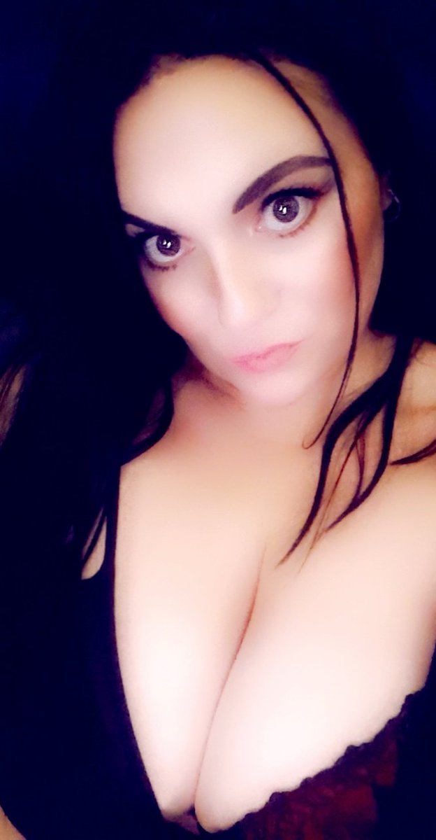 CMilfylicious's tweet photo. Filth with a milf RT and DM me😜 https://t.co/xQ5C5F5gDJ