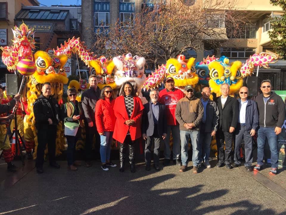 RecParkSF's tweet photo. We had a great time kicking off the 20th anniversary of @sfpublicworks #communitycleanteam today at Portsmouth Square! Thanks to all of the volunteers who helped to clean our parks &amp; city on this beautiful day! https://t.co/YOPTxqVmvL