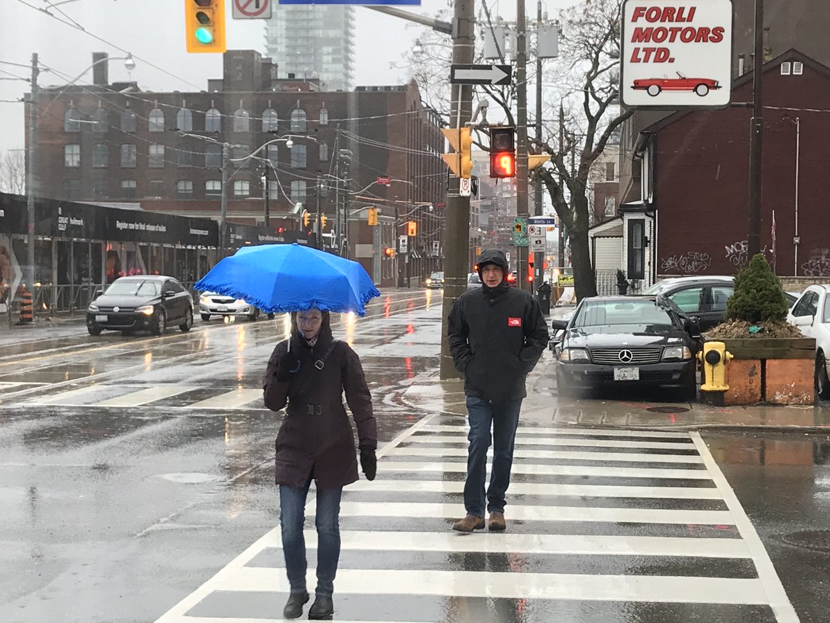 Cp24 On Twitter Updated More Than 2 000 Toronto Hydro Customers Are Experiencing Power Outage Due To The Weather Https T Co Rddoh1wk6l