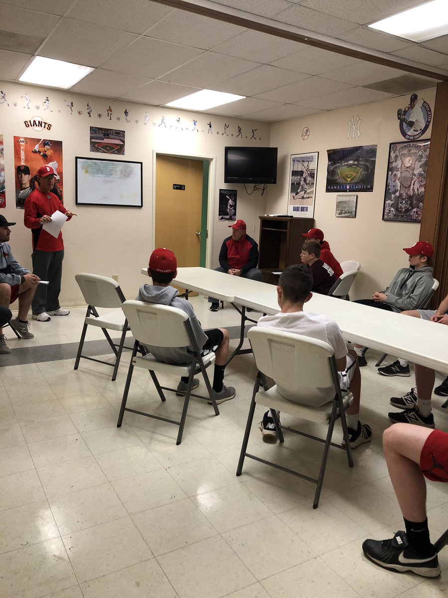 The Sports Barn tweet media