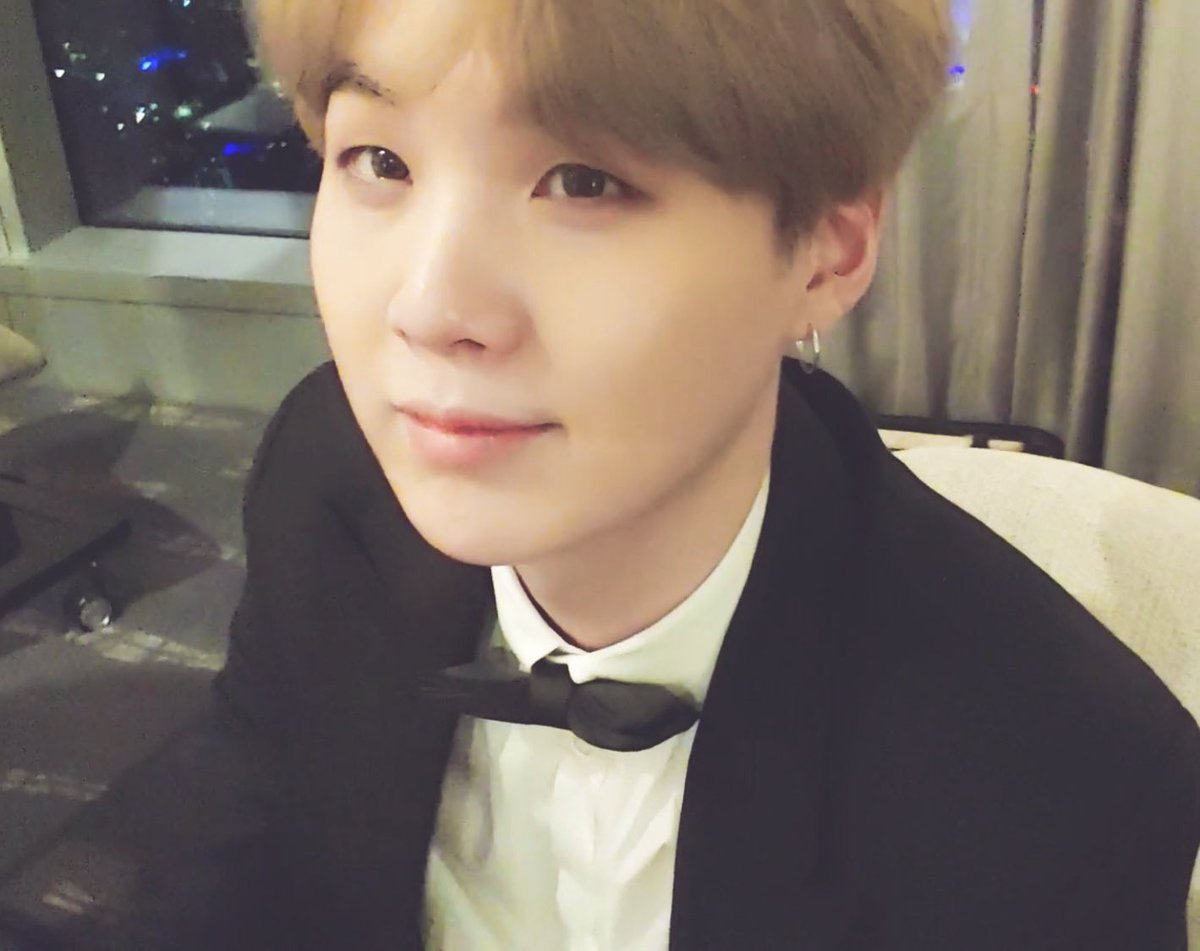 day 13: i want to boop yoongi’s button nose