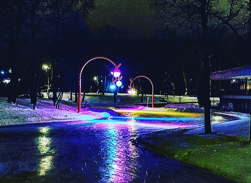 MichelleSSacco's tweet photo. #Explore150 adventure Part 3 - #Pilehenge #WitchsHut #KildonanPark #Manitoba150 #ExploreManitoba https://t.co/khTmWXwQeV