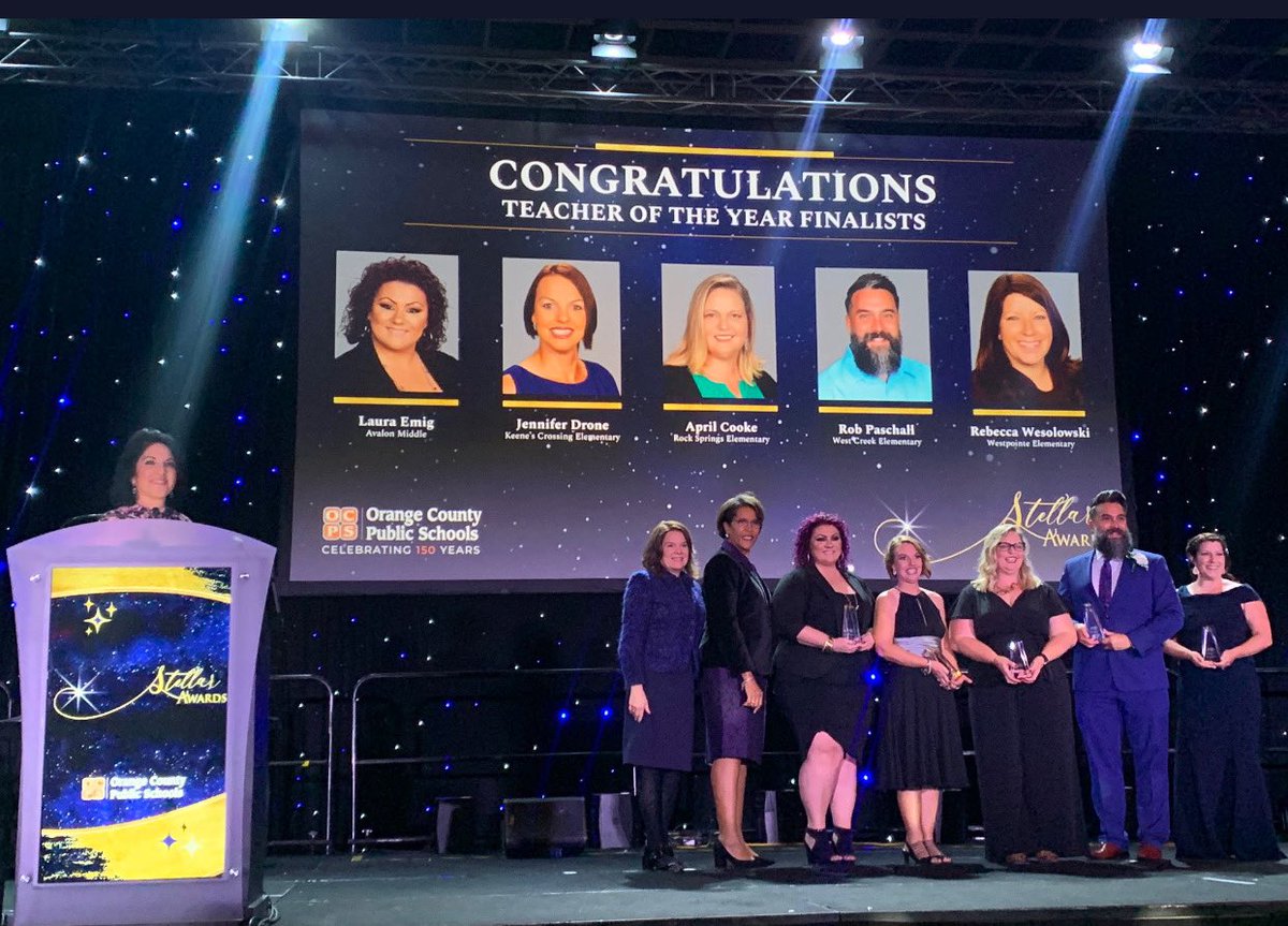 mselovesmath's tweet photo. @NAlvarezWFTV Thank you for being our awesome MC last night!! #OCPSStellar #toyfinalists #ifyougiveateacheradonut #fab5forlife #florida #TEACHers https://t.co/slwMA5uy7D