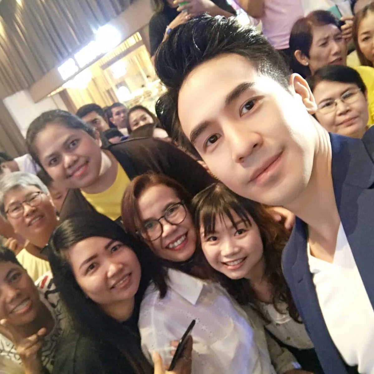kajeabnoinoi's tweet photo. กรุ๊ปฟี่...คิขุคิขุ...!!☺️☺️ @popezaap
#popezaap️ #popethanavat
#thanavat_vatthanaputi
#ทีมก่อการดีของพี่ #โป๊ปธนวรรธน์
#ฮักอ้ายโป๊ป #hugpope
#supportpope💙💙 https://t.co/IwLihu4tAd