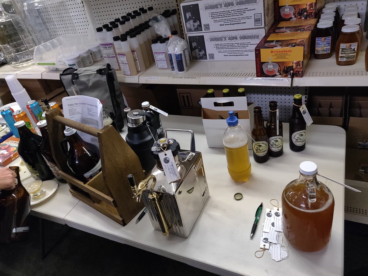 HopsClub's tweet photo. Fist meeting of 2020! Lots of great tasting #beer #cider and #wine. https://t.co/QSRhCqsUJe