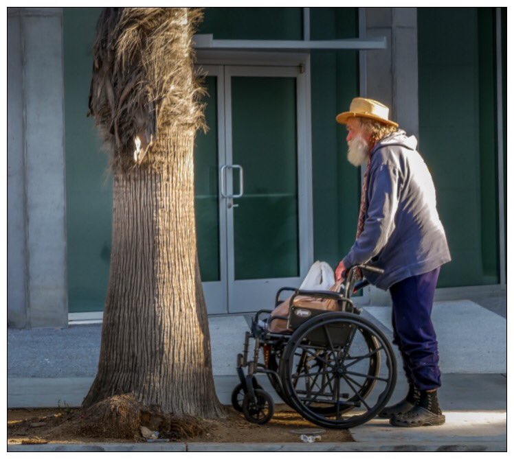 richardgreenla's tweet photo. Compassion or Criticism?
.
.
.
.
#eyephotomagazine
#shotonmoment
#spicollective
#lacphoto
#myspcL
#streetphotographymagazine
#streetphotographyinternational
#magnumphotos
#insidephotos
#bnw_magazine
#la #ca
#citykillerz
#urbanromantix
#gramslayers
#la_shooters
#richardgreenla https://t.co/a8Emc0WKrZ