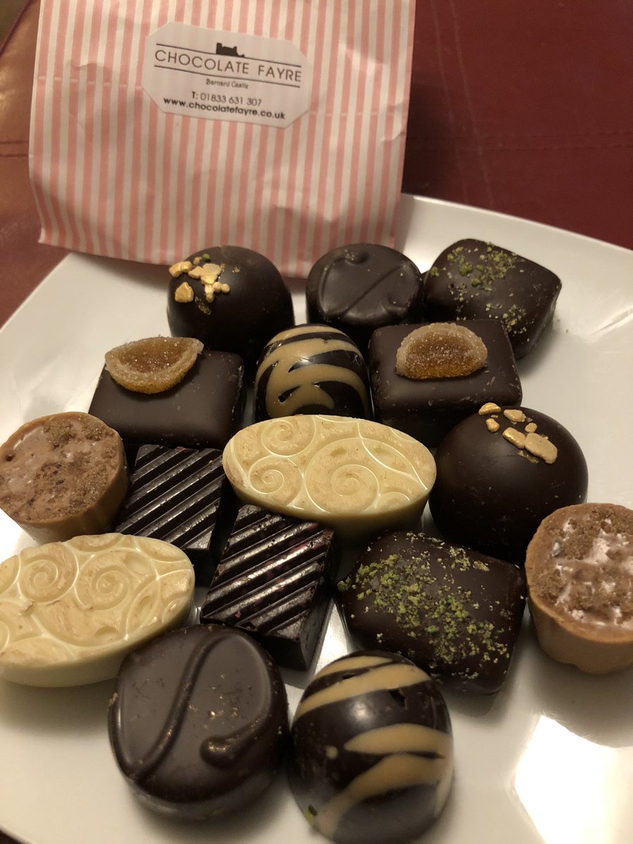 ChocFayre's tweet photo. New chocs for January’s Tasters Club members. Absolutely cracking selection this month anyone care to guess what they might be?!!
https://t.co/wfM7nVsNlv
#tastersclub
#chocolate
#notdirtychocolate
#joinourclub
#barnardcastle
#shopsmalluk https://t.co/8afUZmB1aJ