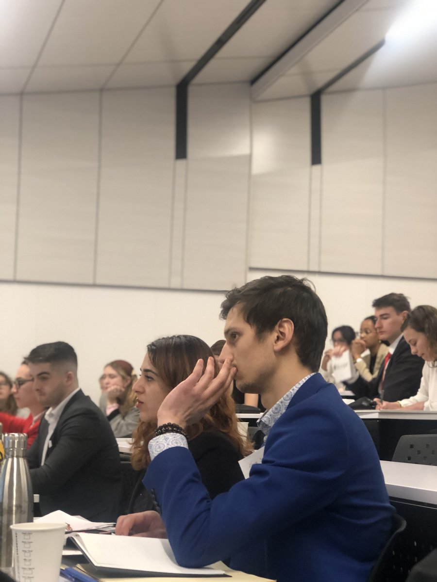 uo_jdsp's tweet photo. FLASH INFO ‼️ 11 janvier, 2020: les représentants équatoriens ont appris qu'une compagnie argentine située au Brésil est responsable de déversements de métaux lourds en Amazonie. Notre délégation travaille ardemment pour un futur #propre et #durable 🌎🇪🇨#GobiernoEnAcción #CEPALC https://t.co/qKL8VmBayA