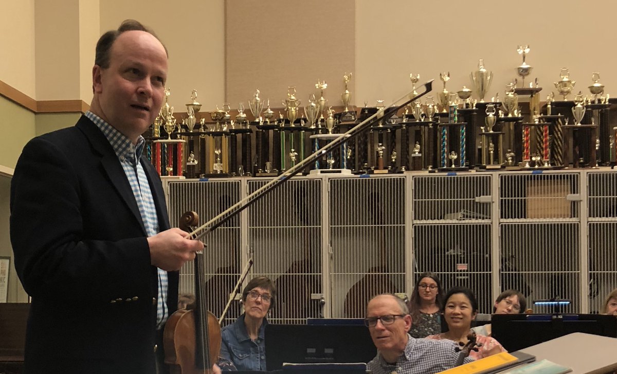 thaliasymph's tweet photo. 🎻 Svend Rønning rehearsing Korngold Violin Concerto with Thalia Symphony...performance is this coming Saturday, January 18th.

https://t.co/ny0bMTGNc5 https://t.co/KBrlFGj2J3