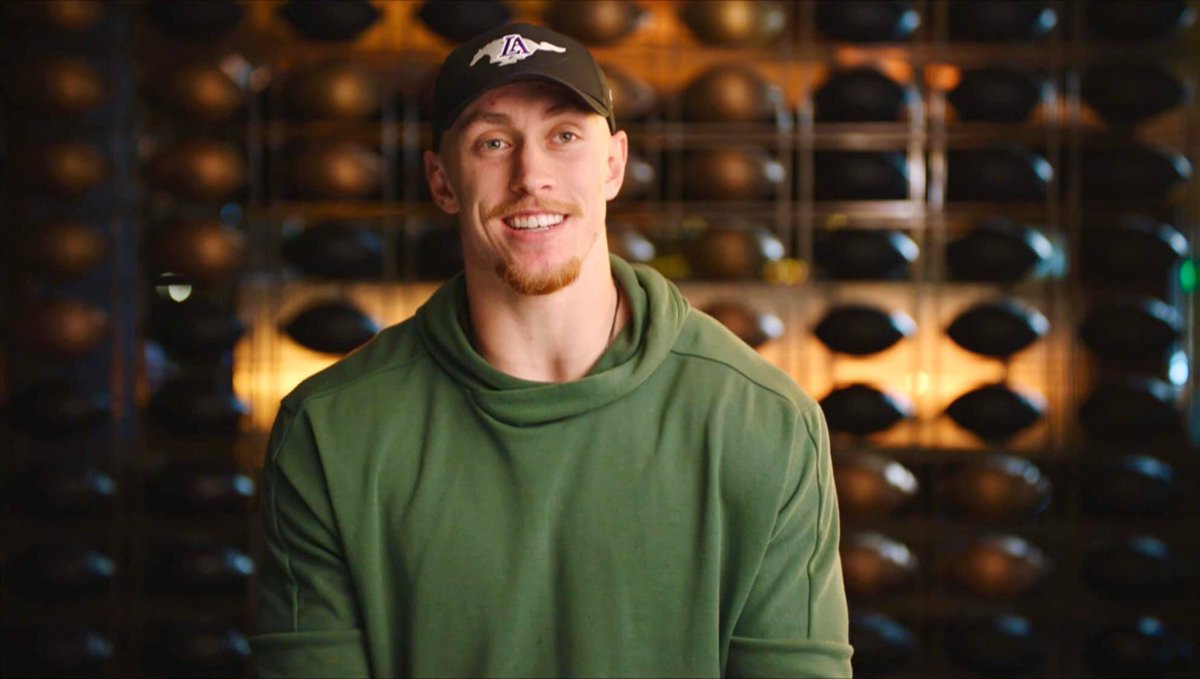LAmustangFB's tweet photo. We see ya, @gkittle46!! Rocking some Mustang Swag on NBC! #BeSetApart #DivisionalRound #SFvsMIN #NFLPlayoffs https://t.co/IHtBMtyXCe