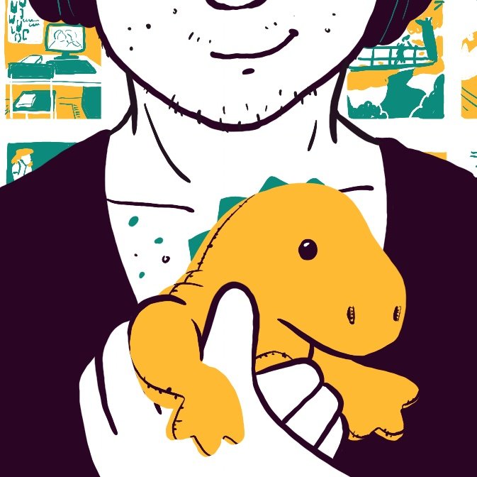 Dessin : Peluche de dinosaure jaune tenue par deux mains contre un torse devant le bas d'un visage qui souris. En fond des tapis dessins verts et jaunes