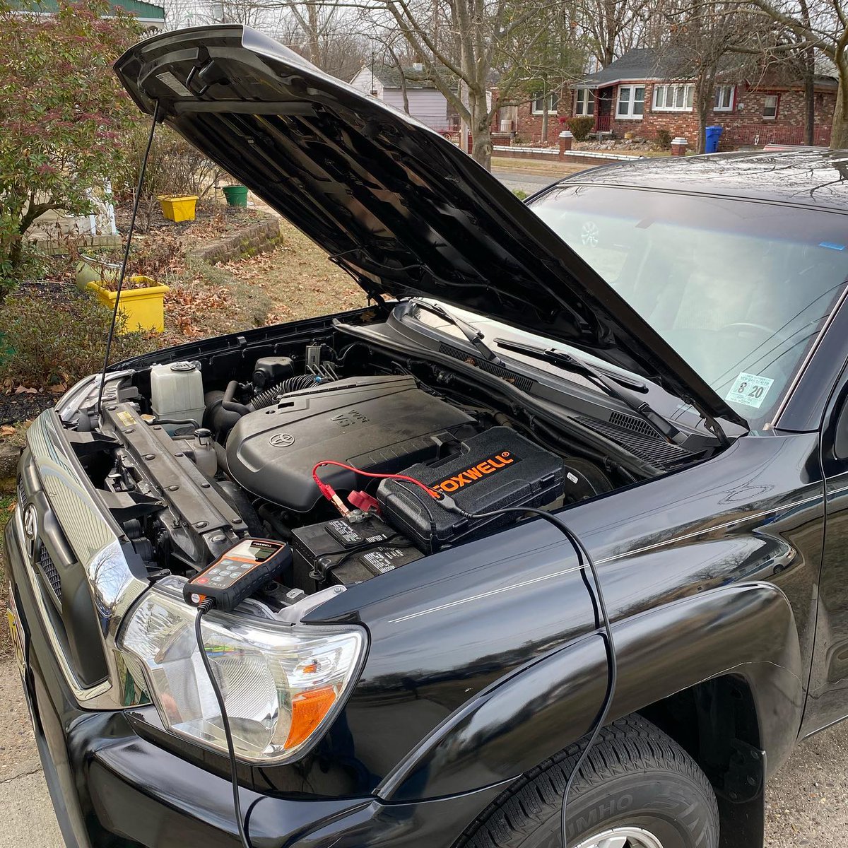 Tested this battery and charging system this afternoon to find that the battery needs to be replaced and the charging system is at 100%. #roadside #roadsideservice #roadsideassitance #roadsideassistance24 #jumpstart #deadbattery #battery #batterytester #toyota #toyotatacoma #nj