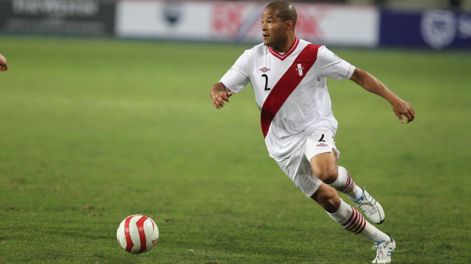 Redaccionline_'s tweet photo. #FÚTBOL⚽️| Muchos jugadores de la selección 🇵🇪 han pasado por los equipos nacionales. Uno de ellos es Alberto Rodriguez, su pasión y ambición en los tres clubes más populares del Perú. 👉 https://t.co/bESjNTMcNc https://t.co/Mc7ZZYQRgT