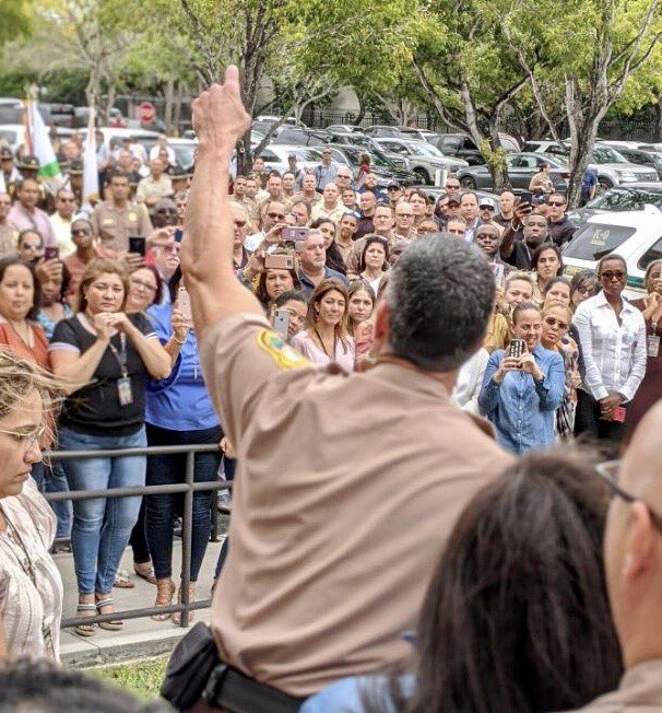 JPerezMia's tweet photo. I am extremely humbled to receive an amazing send off from ⁦@MiamiDadePD⁩. My family and I are grateful for the department and the community for allowing me the opportunity to serve as director for nearly 4 years.  #Blessed https://t.co/nhO3u9jeOJ